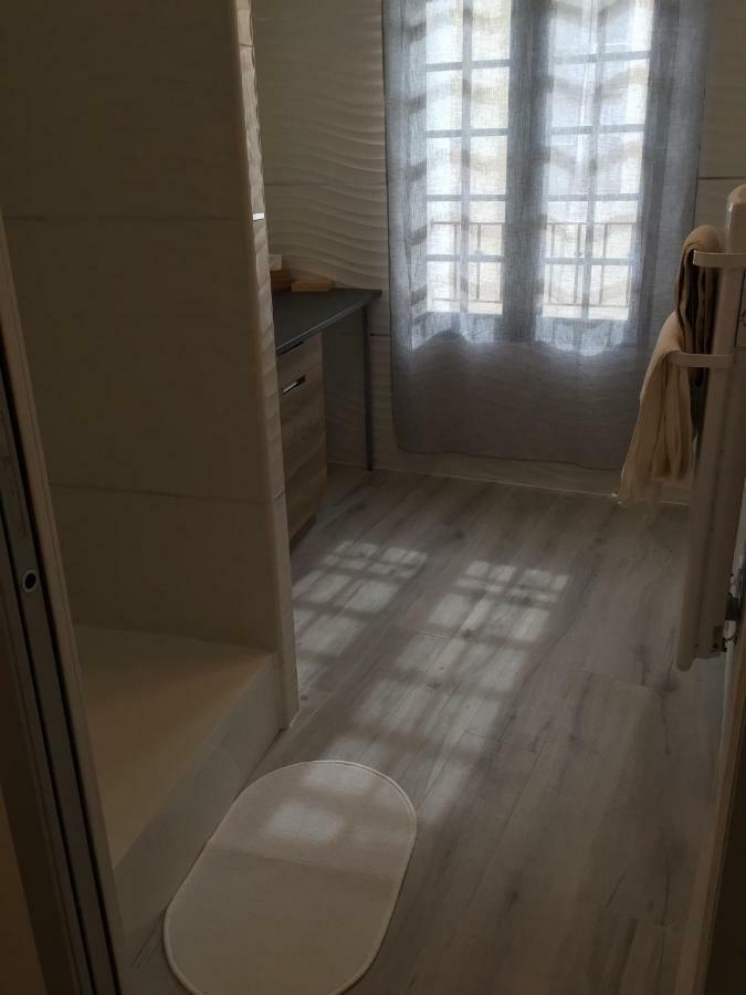 Appartement L'Islois LʼIsle-sur-la-Sorgue Buitenkant foto